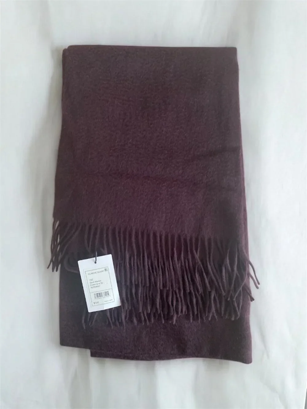 Theory Classic Scarf in Cashmere, Dark Merlot